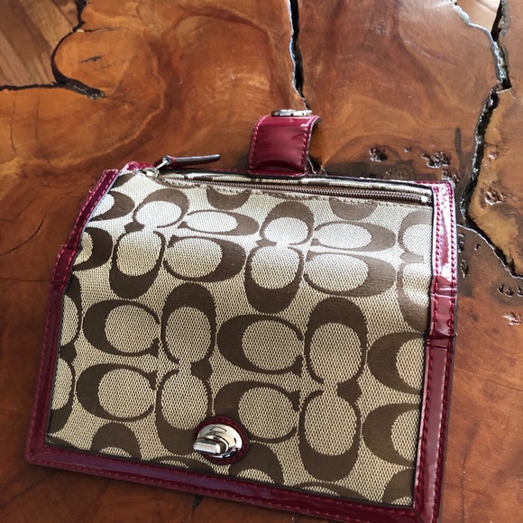 Coach Wallet - Picture 5 of 7